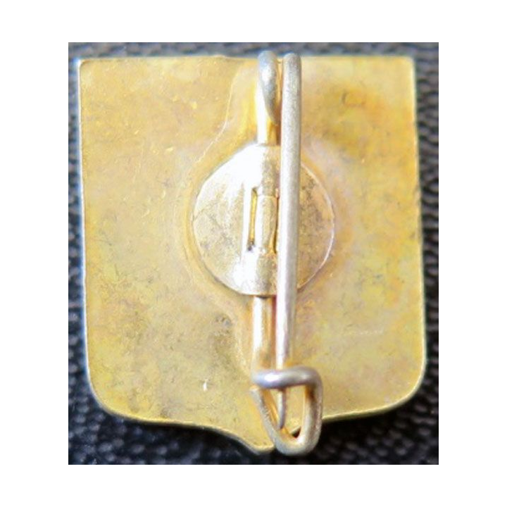 insigne blason en émail de la ville de Font-Romeu 14 x 18 mm chamois