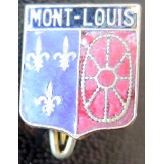 BLASON MONT-LOUIS : boutonnière en émail de la ville de Mont Louis 11 x 14 mm épingle