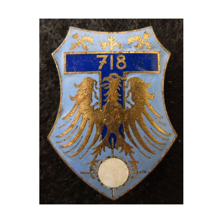 718° CT : insigne métallique de la 718° compagnie de transmissions de fabrication Drago Paris G. 2088  en émail
