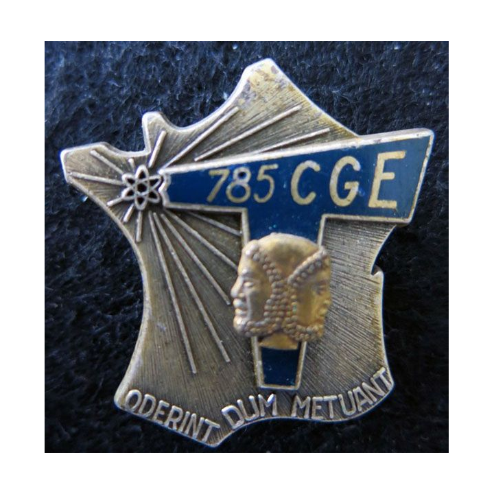785° CGE : insigne métallique de la 718° compagnie de guerre électronique de fabrication Drago Paris G. 2930