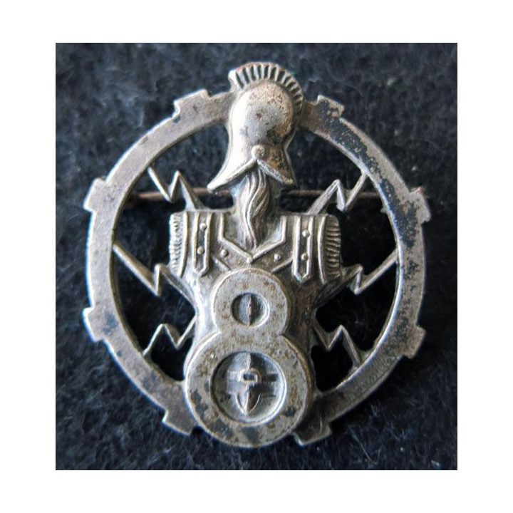 8° RST : insigne métallique du 8° régiment de sapeurs télégraphistes de fabrication Roussiloy ajouré