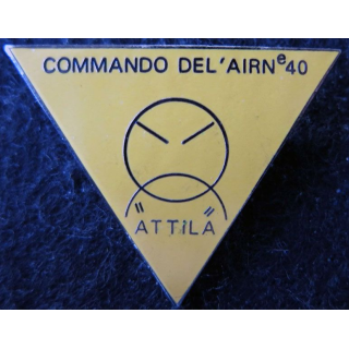 COMMANDO AIR N° 40 : Commandos de l'air  N° 40 ATTILA de fabrication Gervasi & Pugh  en émail