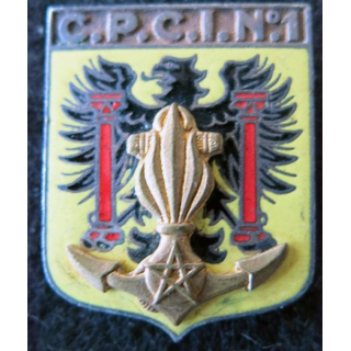 CPCI N° 1 : insigne métallique du centre perfectionnement cadres infanterie N° 1 fabrication Drago G. 1670