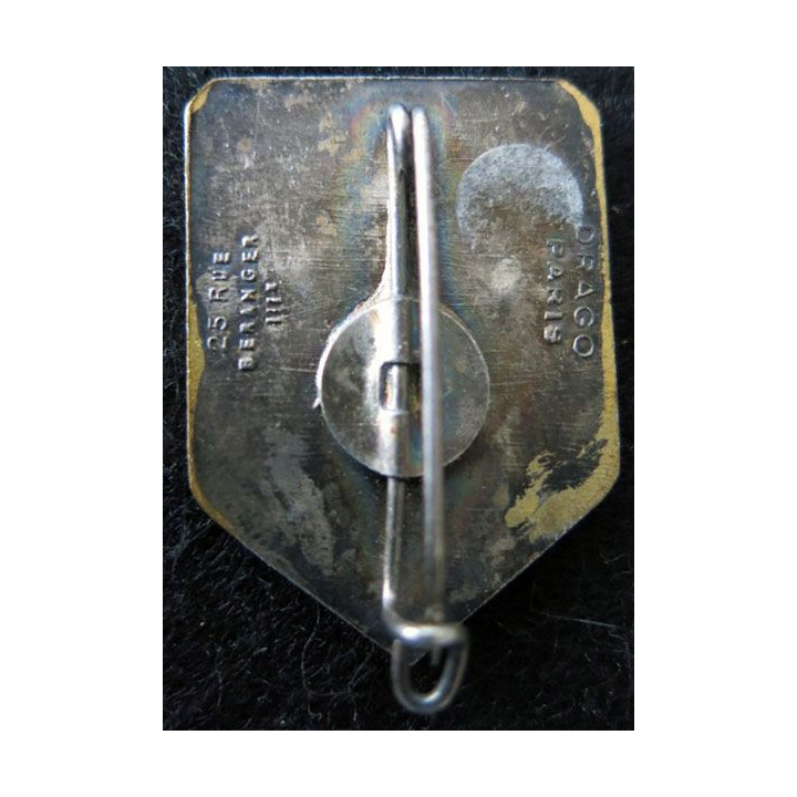 5° COA : insigne métallique de la 5° section des commis ouvriers d'administration de fabrication Drago rue Béranger en émail
