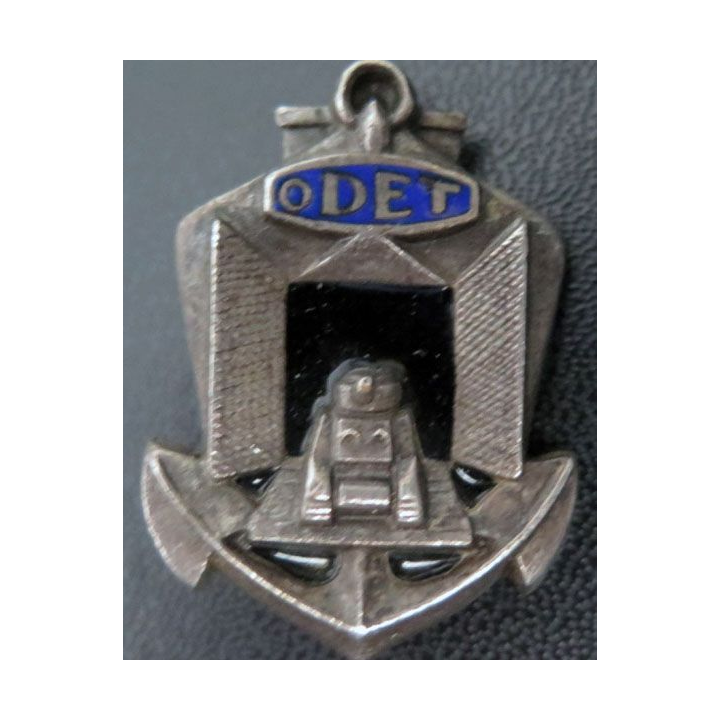 LST ODET : insigne du LST Odet de fabrication Augis en émail