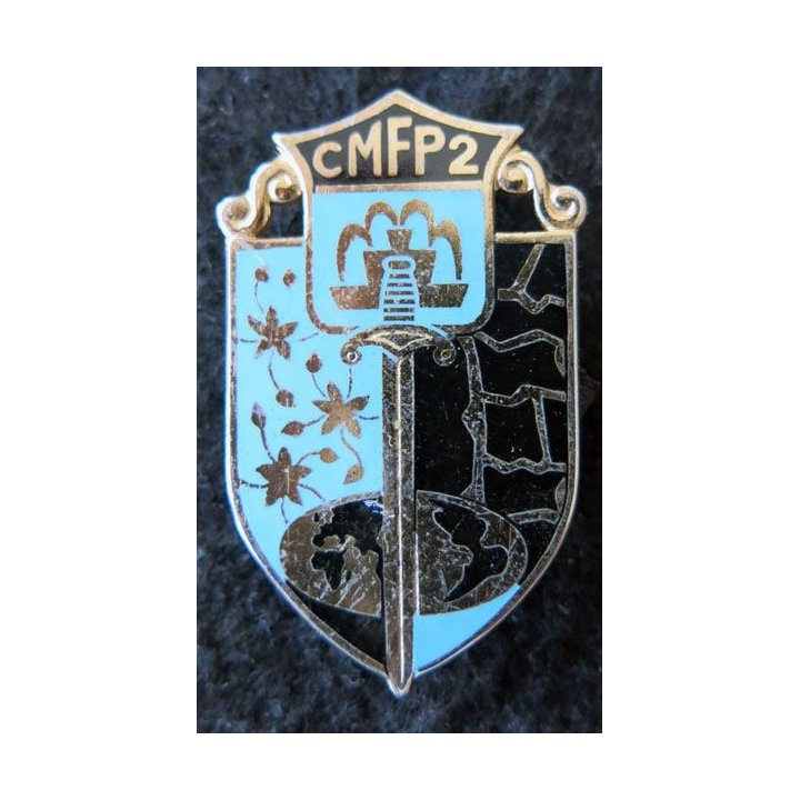 CMFP 2 : insigne du centre de formation professionnel n°2 de fabrication Drago G. 1993