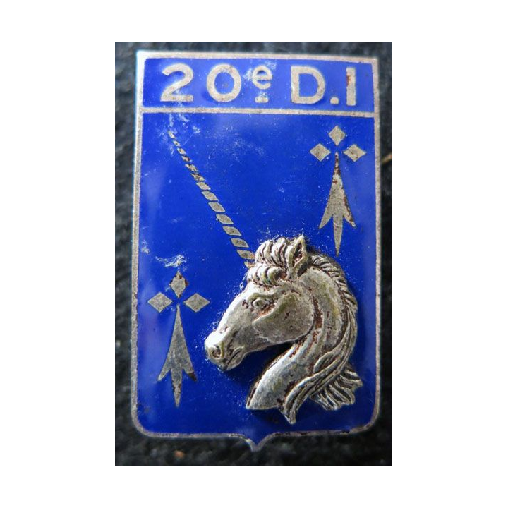 20° DI : Insigne métallique de la 20° division d’infanterie de fabrication Drago Paris G. 1311 en émail