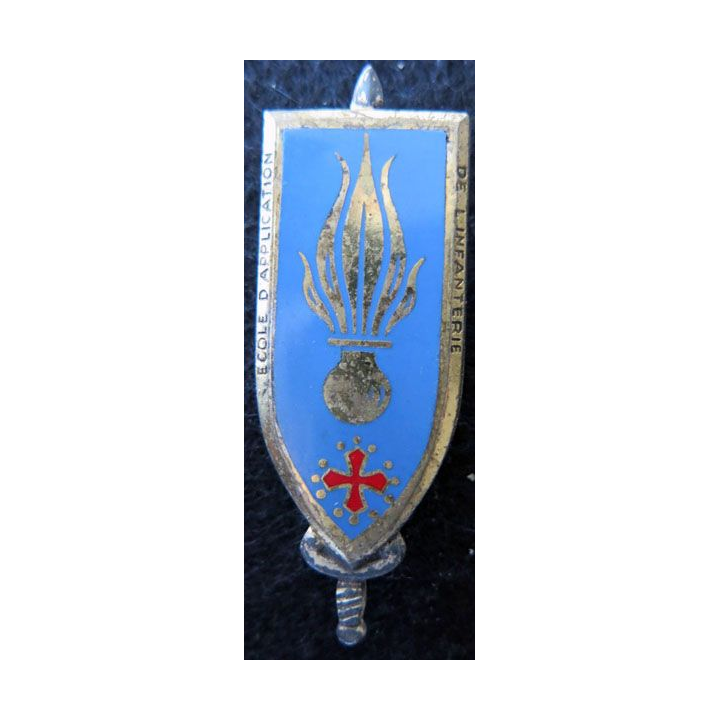 EAI : Insigne métallique de l'école d’application de l’infanterie de fabrication Drago Paris G. 2192 dos guilloché
