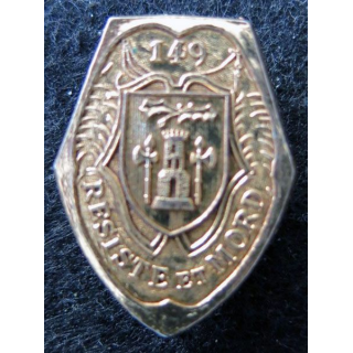 149° RI : insigne métallique du 149° régiment d'infanterie de fabrication Drago Paris en métal doré
