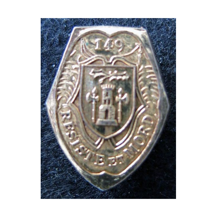 149° RI : insigne métallique du 149° régiment d'infanterie de fabrication Drago Paris en métal doré