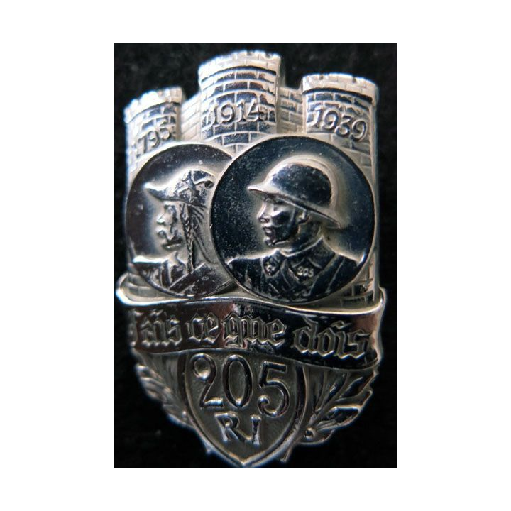 205° RI : 205° régiment d'infanterie de fabrication non spécifiée métal chromé