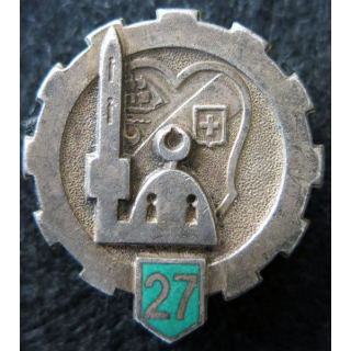27° ET : Insigne métallique du 27° escadron du Train de fabrication Drago Paris H. 232 en émail