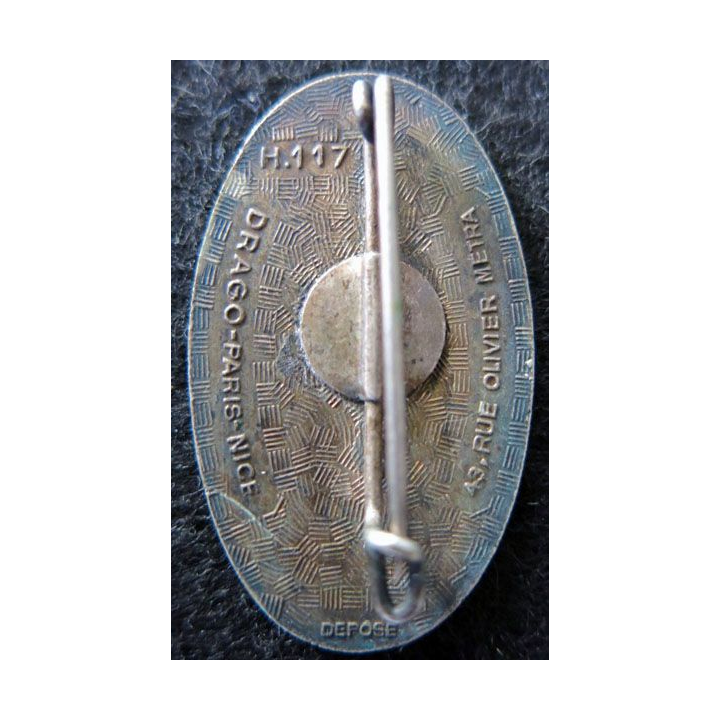 151° RI : insigne métallique du 151° régiment d'infanterie de fabrication Drago Olivier Métra H. 117 en émail