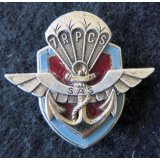 7° RPCS : insigne métallique du 7° régiment parachutiste de commandement et des services de fabrication Fraisse G. 3102