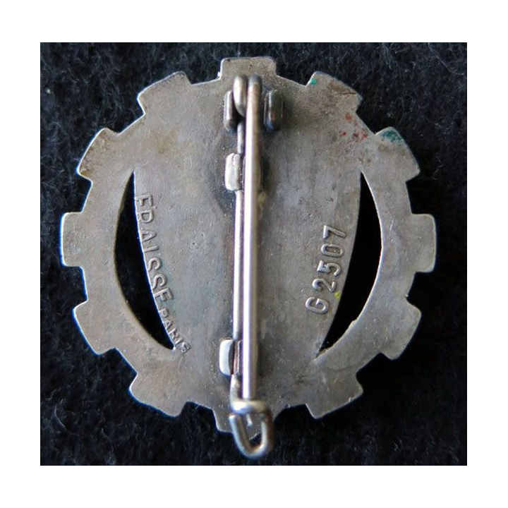 516° RT : Insigne métallique du 516° régiment du Train de fabrication Fraisse Paris G. 2507