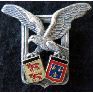 64° ET : insigne 64° Escadre de Transport de fabrication Drago Marne La Vallée A. 1151