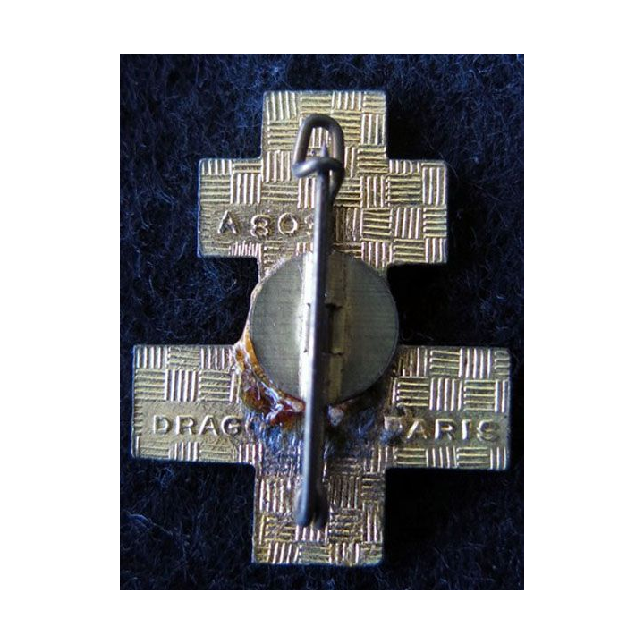 33° ER : insigne 33° Escadre de reconnaissance de fabrication Drago Paris A. 803 en émail