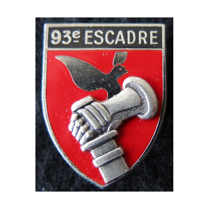 93° EB : insigne 93° Escadre de Bombardement de fabrication Delsart Sens  A. 915