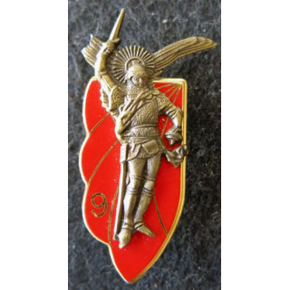 9° RCP : Insigne métallique du 9° régiment de chasseurs parachutiste de fabrication Drago G. 1366