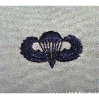 USA : insigne du brevet paracfhutiste de combat US patch