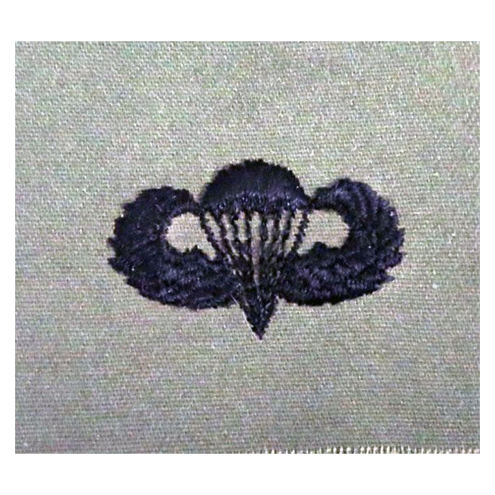 USA : insigne du brevet paracfhutiste de combat US patch