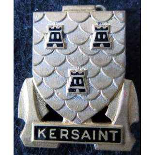 KERSAINT : insigne métallique de l'escorteur d'escadre Kersaint dos guilloché fabrication Drago Paris