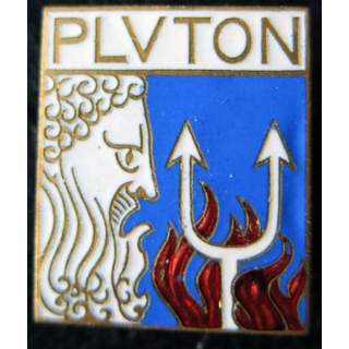 PLUTON : insigne du croiseur Pluton 1928 de fabrication Arthus Bertrand Paris Déposé ABPD en émail