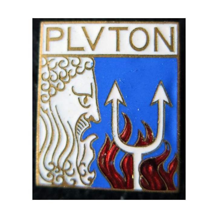 PLUTON : insigne du croiseur Pluton 1928 de fabrication Arthus Bertrand Paris Déposé ABPD en émail