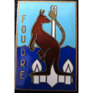 FOUDRE : Insigne du  transport de chalands de débarquement Foudre de fabrication Augis Lyon en émail