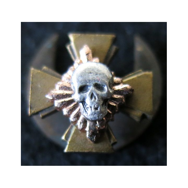 CROIX DE FEU : insigne de boutonnière des croix de feu Arthus Bertrand Paris 14 mm
