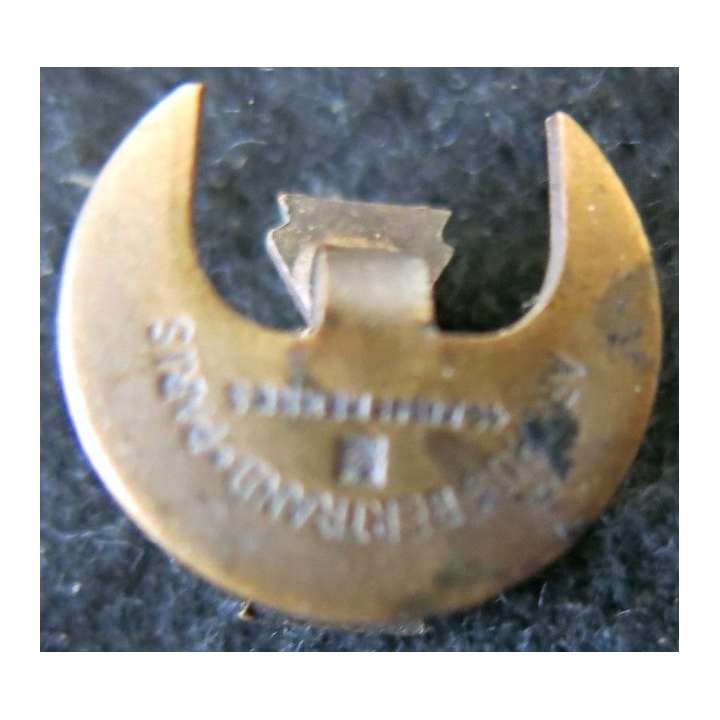 CROIX DE FEU : insigne de boutonnière des croix de feu Arthus Bertrand Paris 14 mm