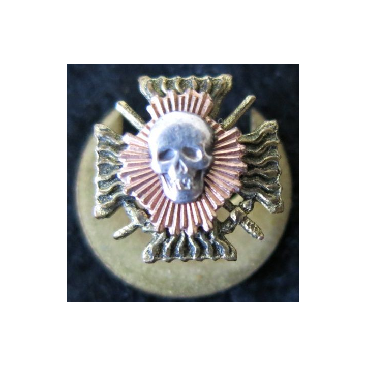 CROIX DE FEU : insigne de boutonnière des croix de feu Arthus Bertrand Paris 14 mm