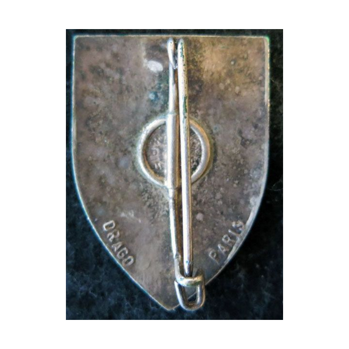 41° RI : insigne métallique du 41° régiment d'infanterie chiffres fins dos lisse