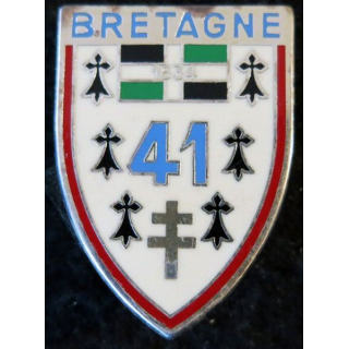 41° RI : insigne métallique du 41° régiment d'infanterie Drago Noisiel chiffres épais
