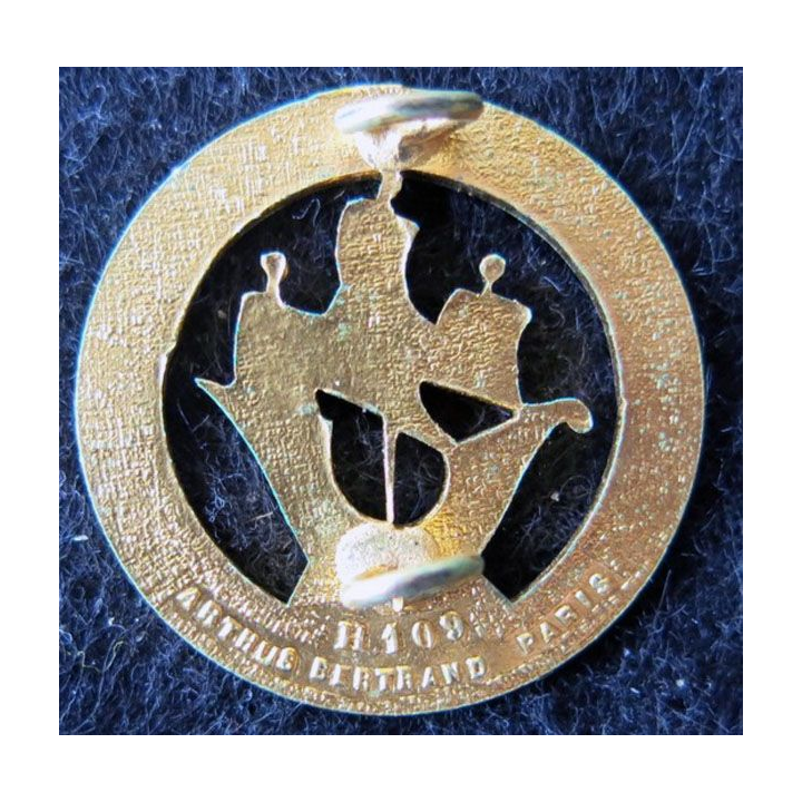 43° RI : 43° régiment d'infanterie de fabrication Arthus Bertrand Paris H. 109 en émail