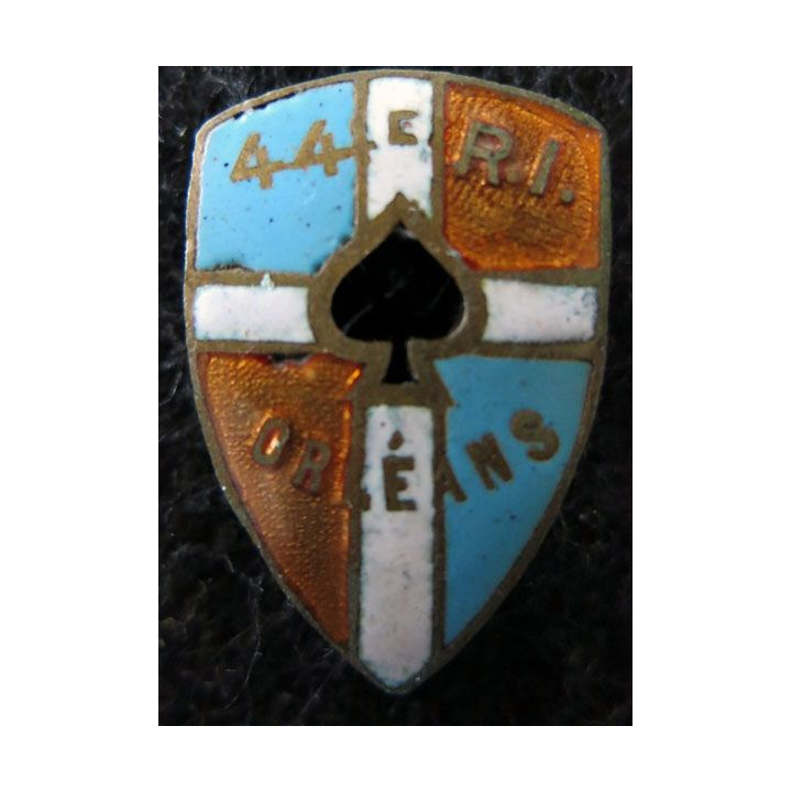 44° RI : Insigne métallique du 44° régiment d'infanterie Orléans dos lisse en émail 29 mm