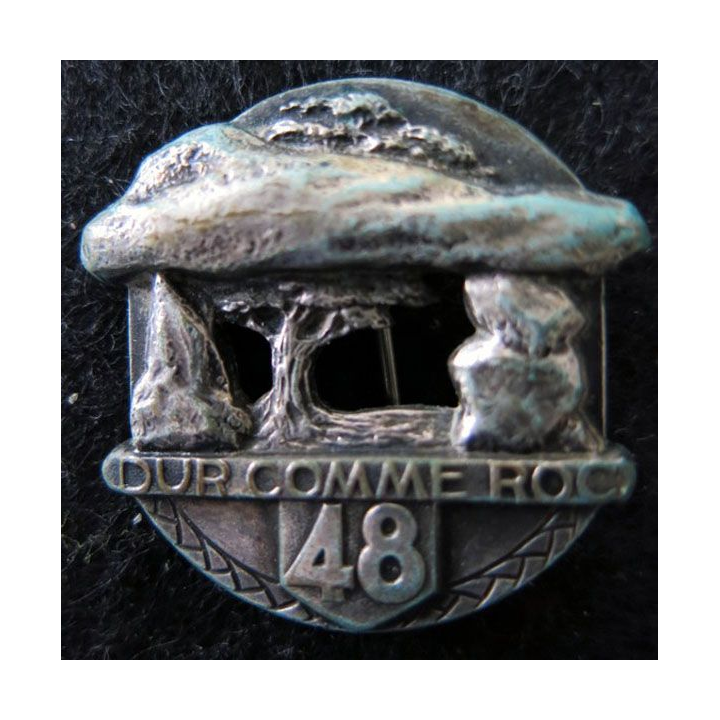 48° RI : 48° régiment infanterie fabrication Arthus Bertrand Paris déposé embouti