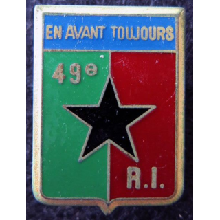 49° RI : insigne métallique du 49° régiment d'infanterie de fabrication Fraisse Paris G. 2765
