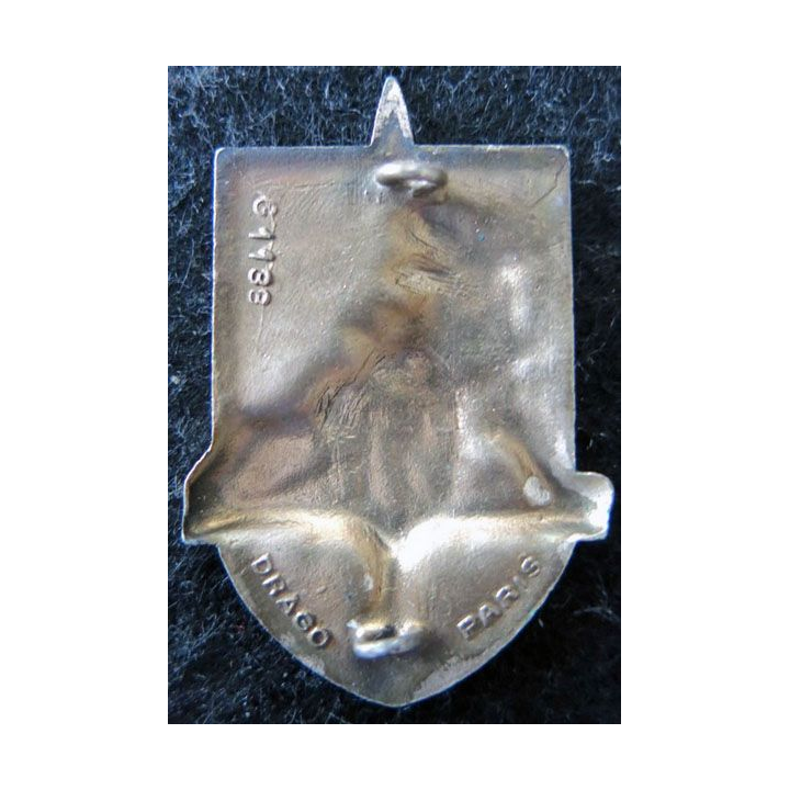 51° RI : insigne métallique du 51° régiment d'infanterie Drago Paris G. 1138 en émail