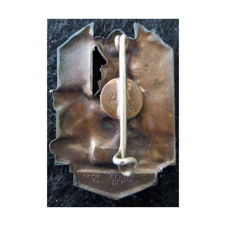 51° RI : insigne du 51° régiment d'infanterie Arthus Bertrand Paris déposé bronze