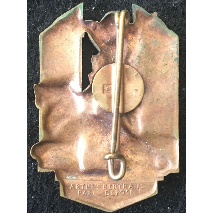 51° RI : insigne du 51° régiment d'infanterie Arthus Bertrand Paris déposé bronze