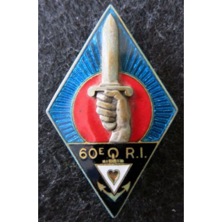 60° RI : insigne du 60° régiment d'infanterie Drago Paris en émail