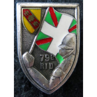 79° RID : Insigne métallique du 79° régiment d'infanterie divisionnaire Fraisse Paris G. 2690