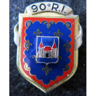 90° RI : insigne métallique du 90° régiment d'infanterie de fabrication Drago Noisiel