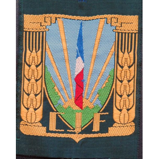 CJF : insigne général des chantiers de jeunesse tissé fond noir