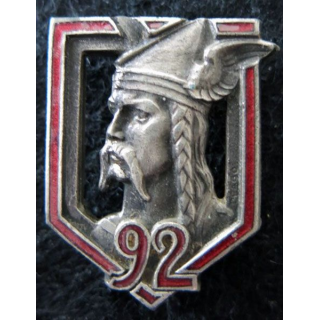 92° RI : insigne métallique du 92° régiment d'infanterie de fabrication Drago Béranger H. 112 en émail