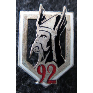 92° RI : 92° régiment d''infanterie de fabrication ABPD 30 mm en émail listel bleu pâle
