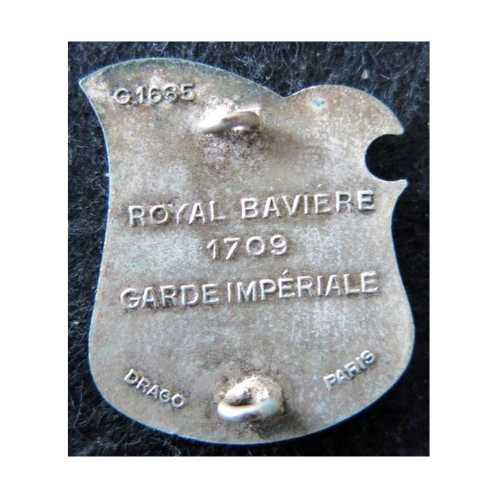 94° RI : 94° régiment d'infanterie de fabrication Drago Paris G. 1635 devise au dos en émail