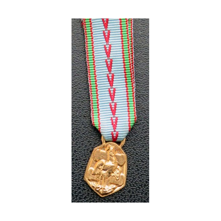 médaille miniature commémorative de la guerre 1939-1945 
