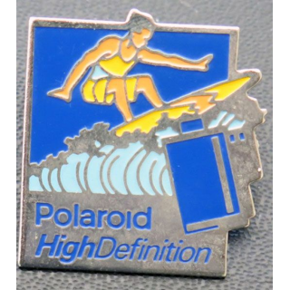 PIN'S : Polaroïd high definition de hauteur 3 cm